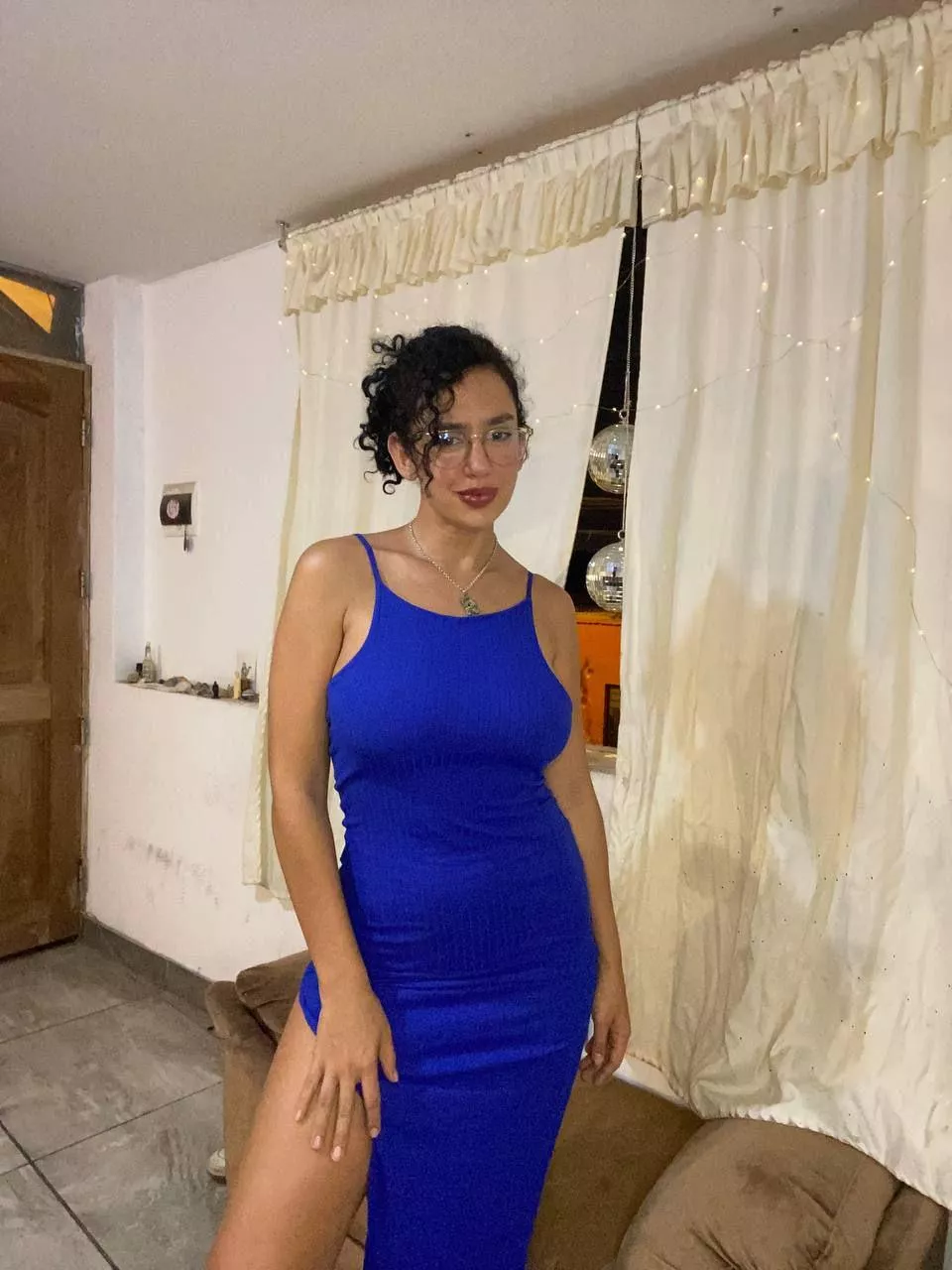 Feeling confident in my curves today. How do they look to you?