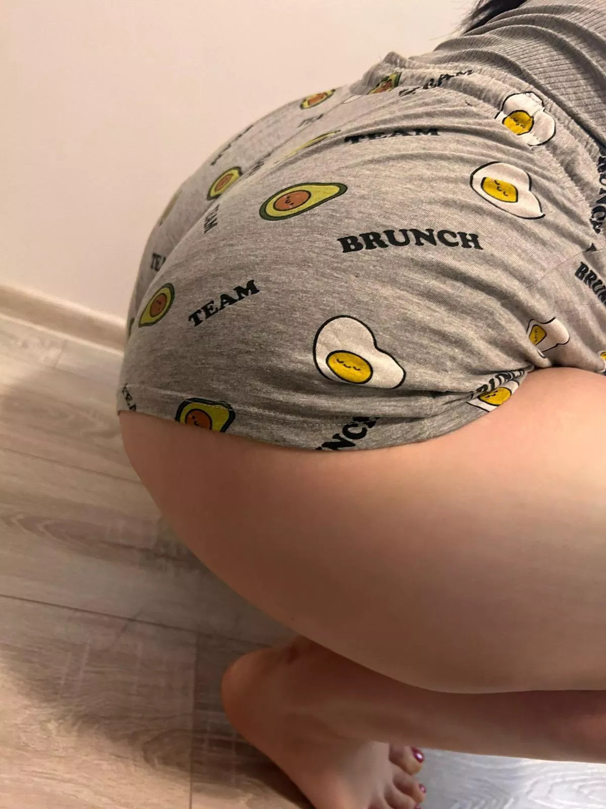 Give my booty your love