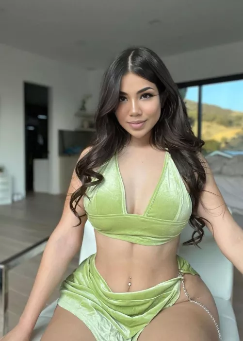 Green makes me look classy 