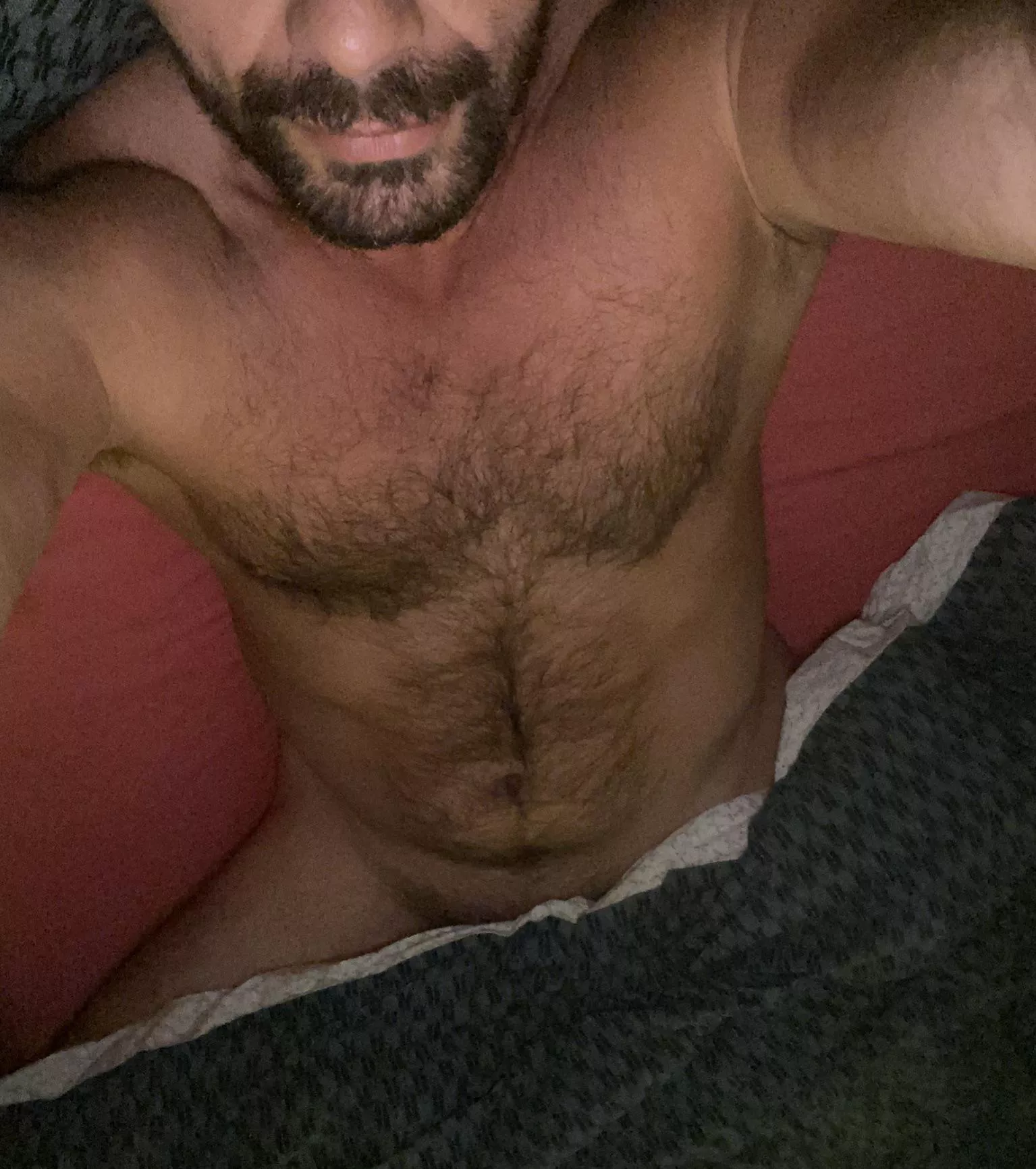 Happy Friday! I’ll be right here if you need me [40]’s