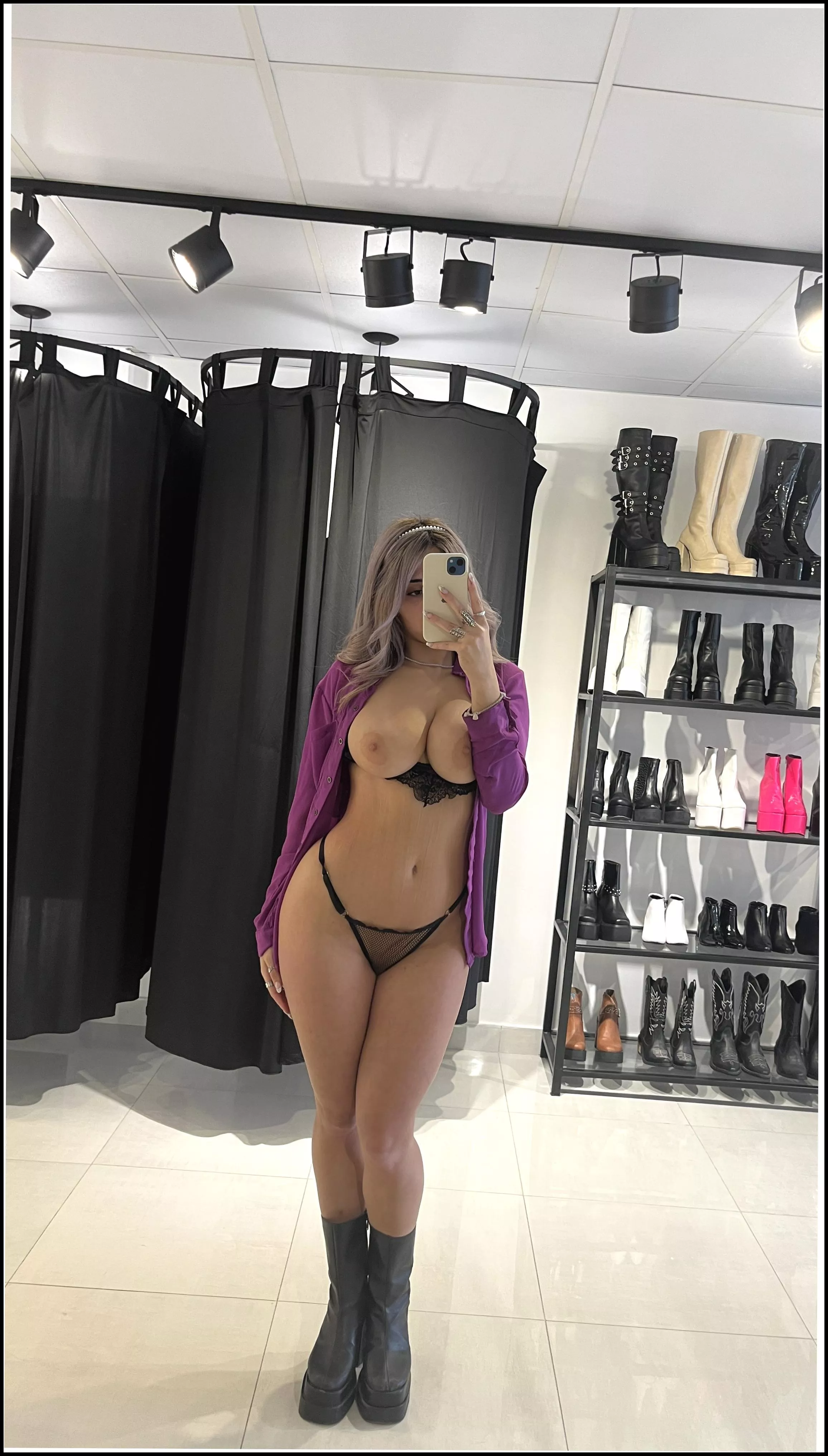 Have you ever got a cowboy treat from a curvy slut?