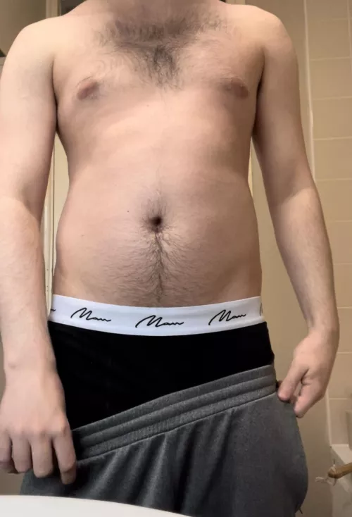 How do I look?😏 Dms open💦😈