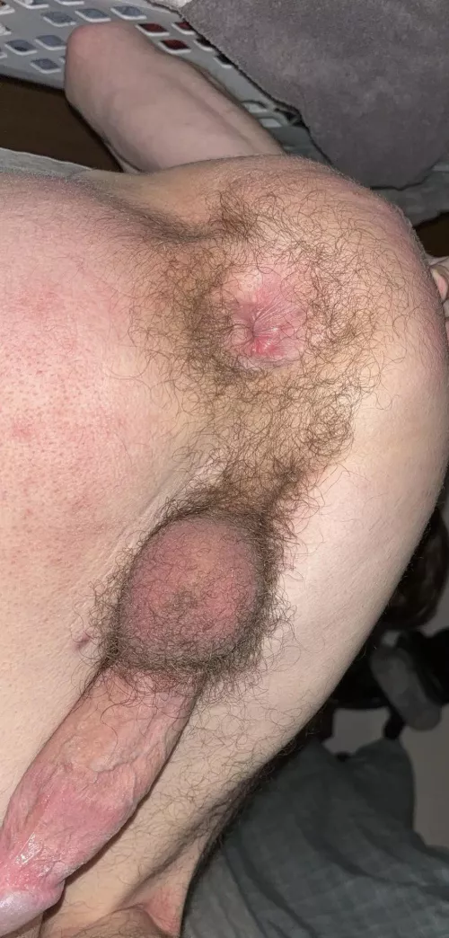 Imagine your cum dripping out of it 🤭😉