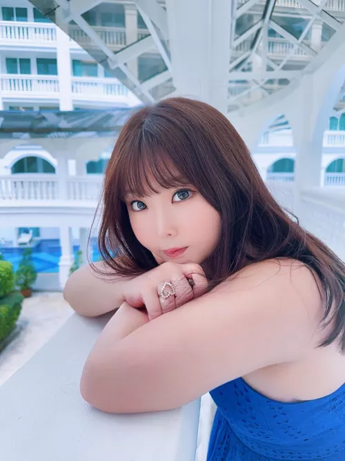 is she ur asian type?