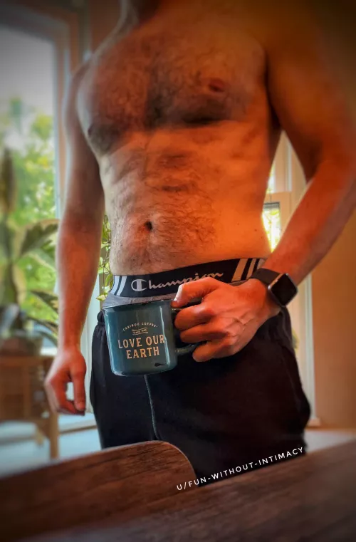 It does start with the letter “L” 🌎