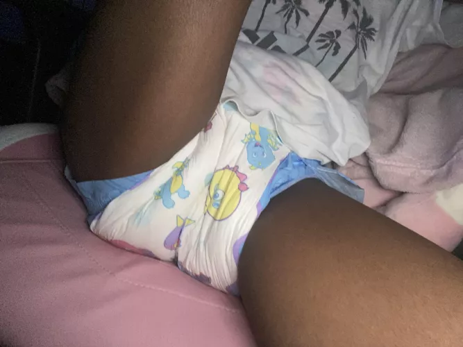 Itβs been so long since I relaxed in my diaper, I miss these days π€πΎ