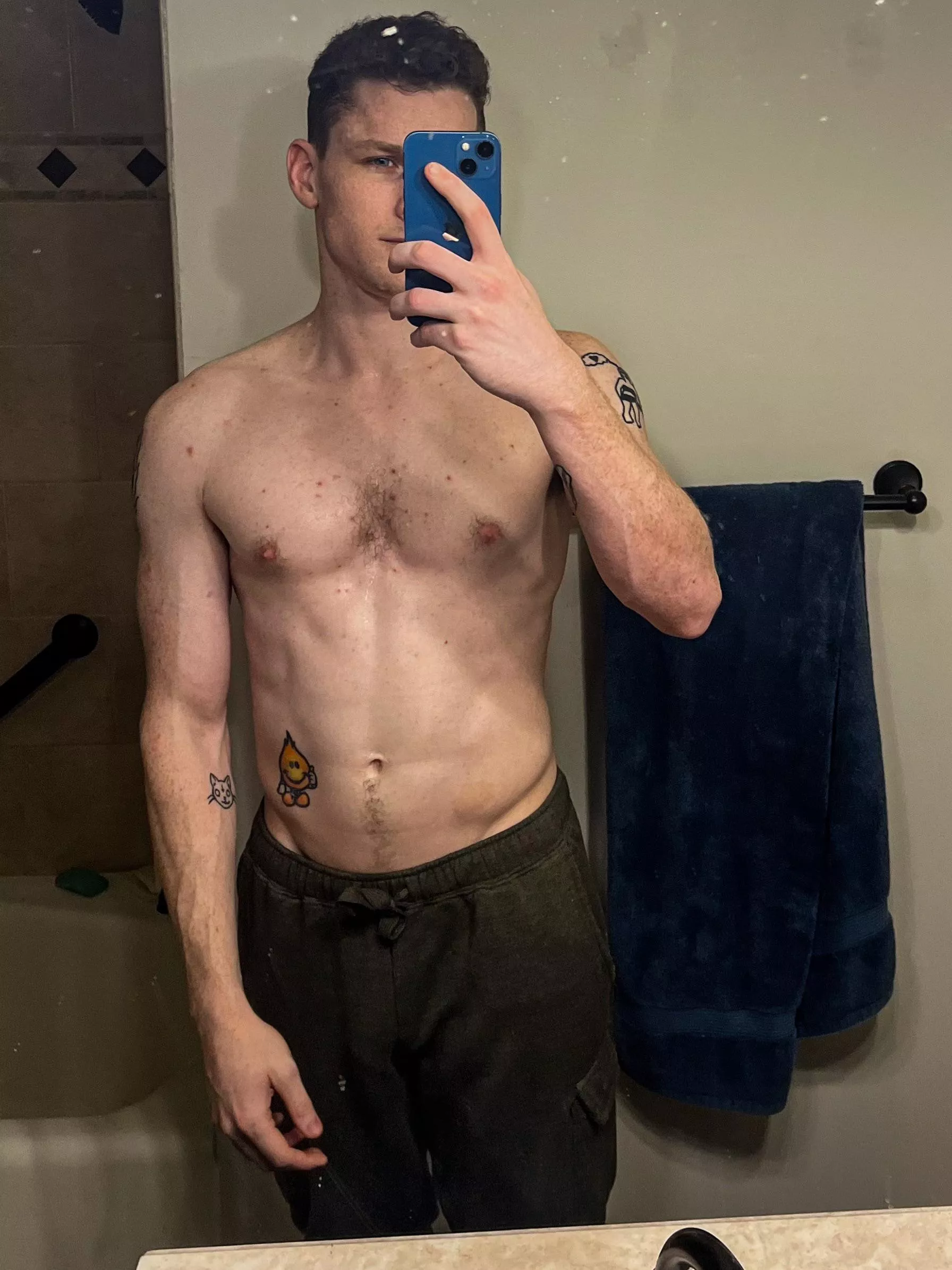 it’s still sweatpants season 😁