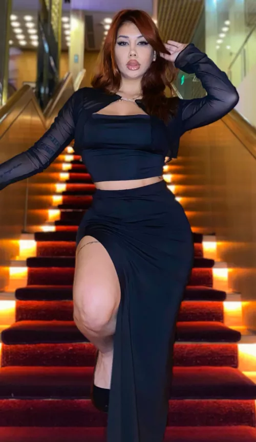 i've found the best skirt for the first date, don't u think so