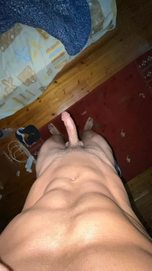 my gf said its too big for her what you think?