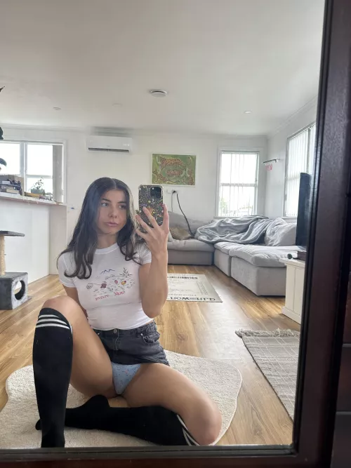 New School outfit, Would my teacher notice me? f19