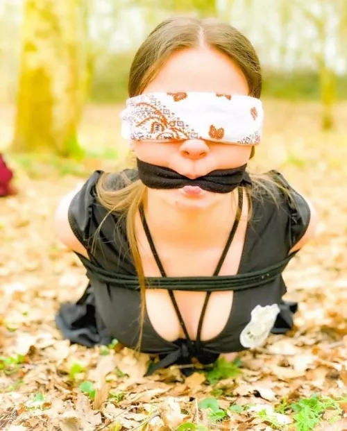 playing in the leaves