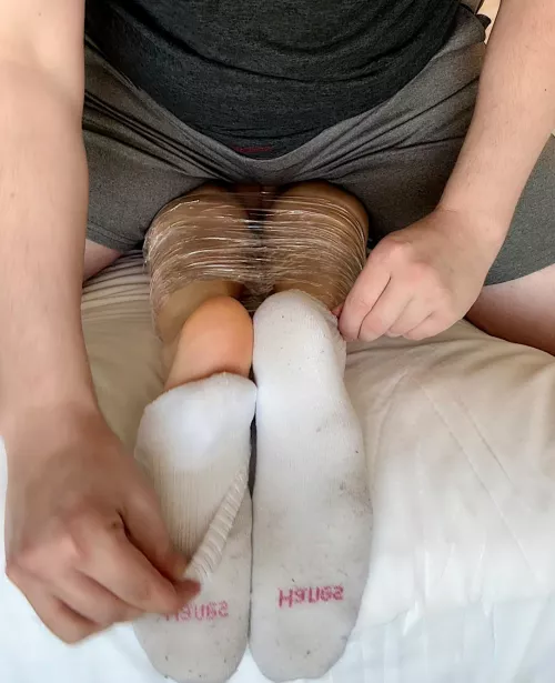 Please save me from the tickle monster 🤣