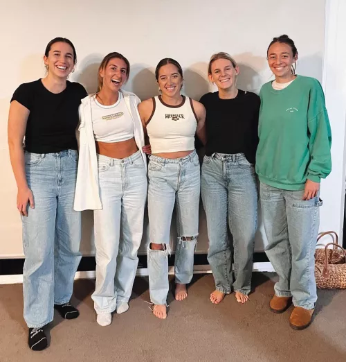 Rank these smiling ladies 