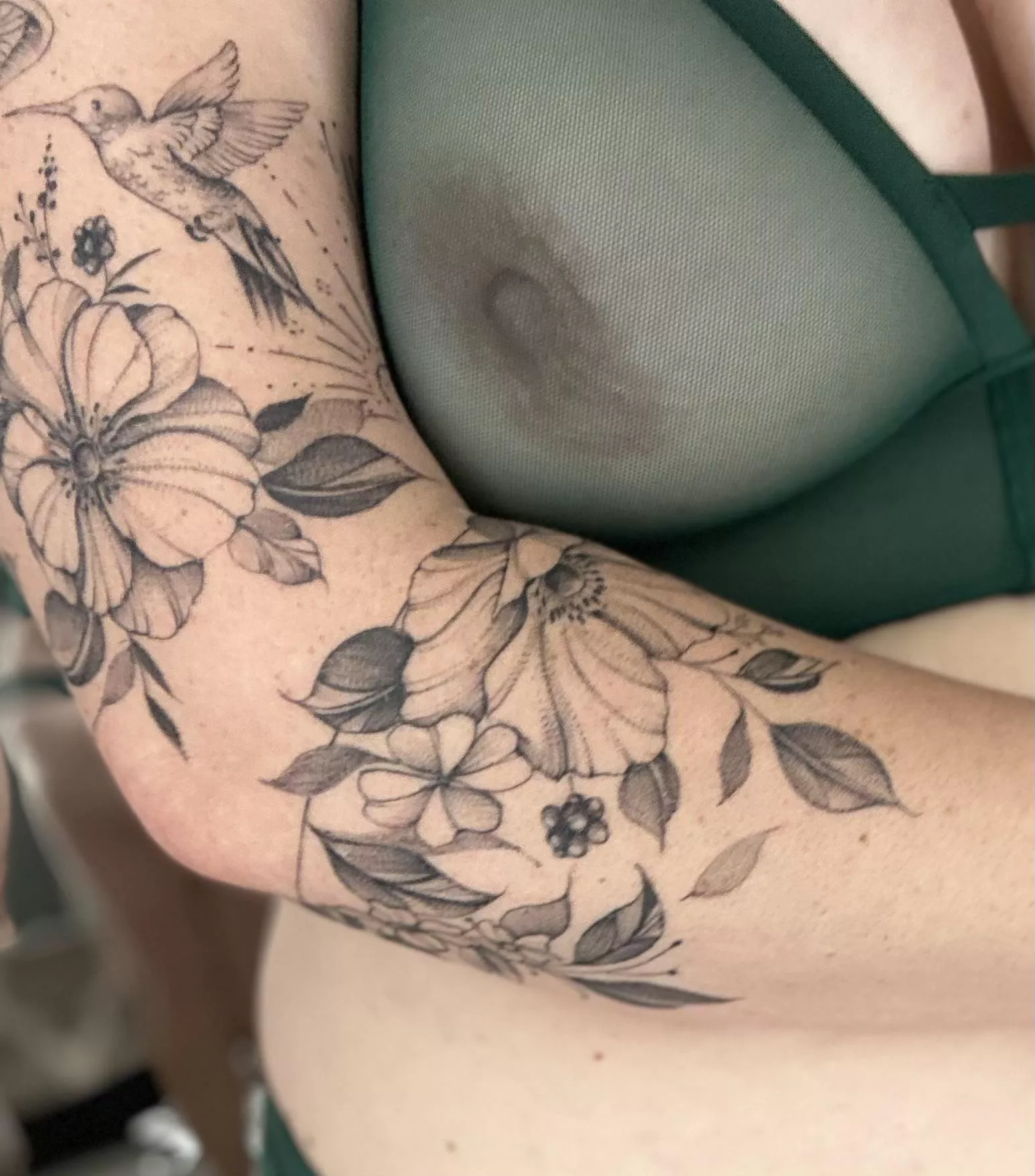 Tats and tits 😉