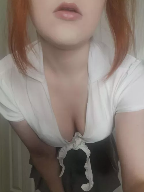 Think the teacher will notice me?^_-