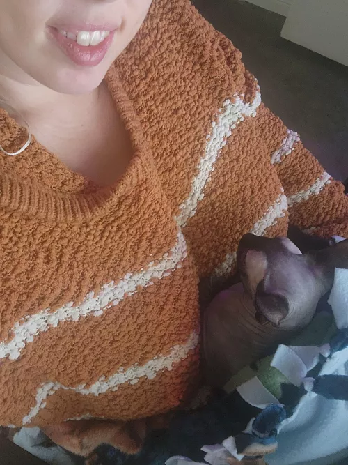 This is where my little kitty likes to sleep while I work ... she's so spoiled