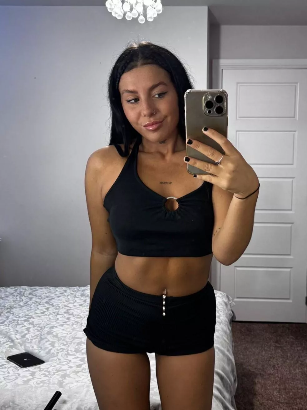 what do you think about the way this top looks on me?