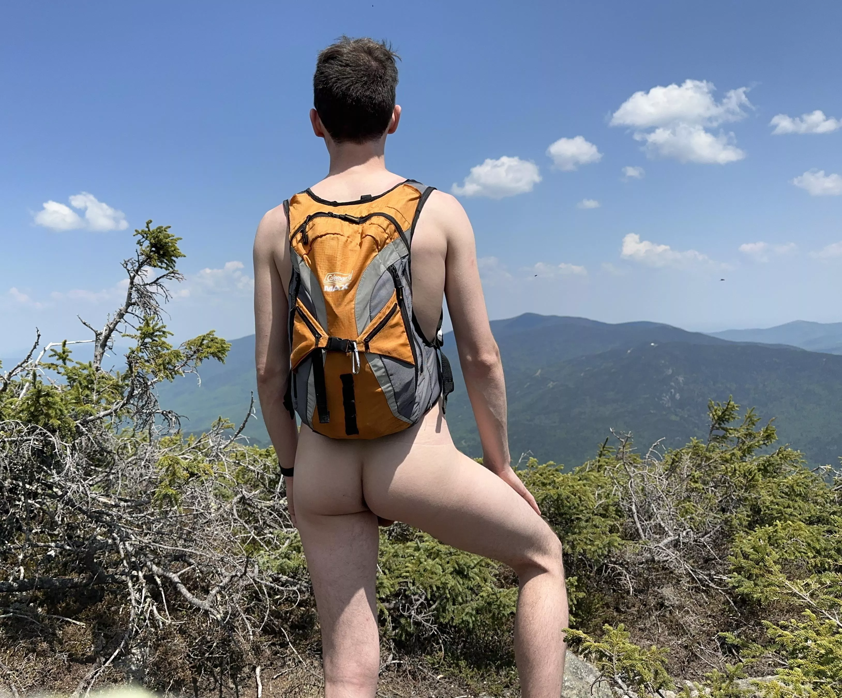 Who else loves to hike naked?