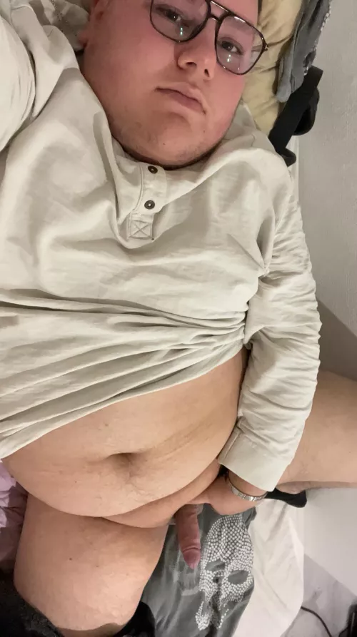 Who want to suck my cock ?