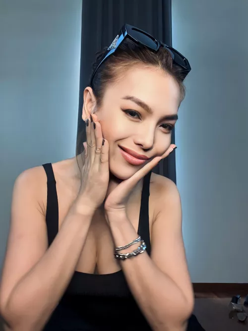 Who wants to explore new horizons together?