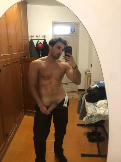Work clothes and some sex in this dressing room? 👀