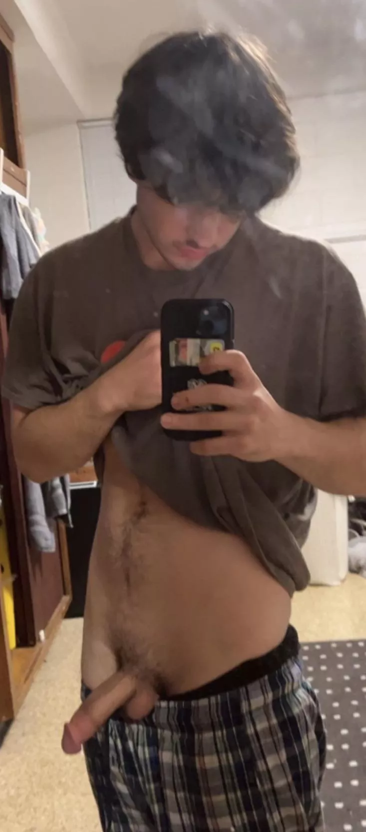 19m roommates gone. looking to play xbox n send some nudes together dme me if ur down ( must have pic of u on profile or send one) 19m roommates gone. looking to play xbox n send some nudes together dme me if ur down ( must have pic of u on profile or send one)