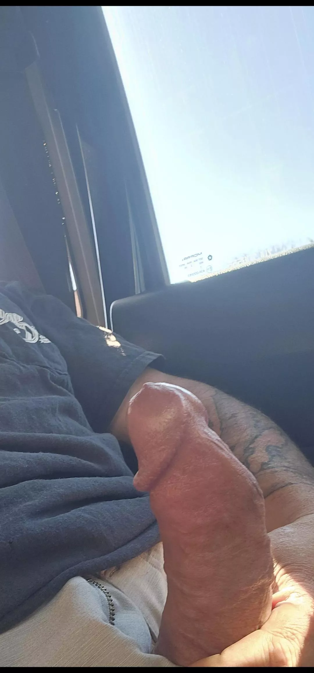 (41) Can someone help me before I go into work?