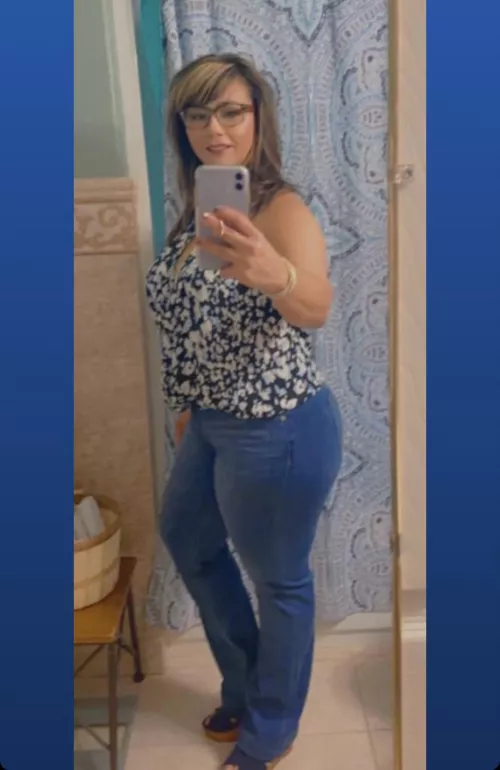 46 yo middle school teacher trying this thing out 😊thought I’d hop on the train ! 