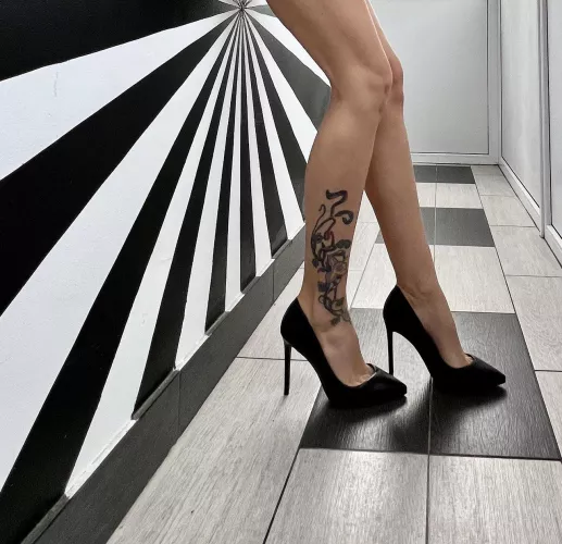 Always classic and black