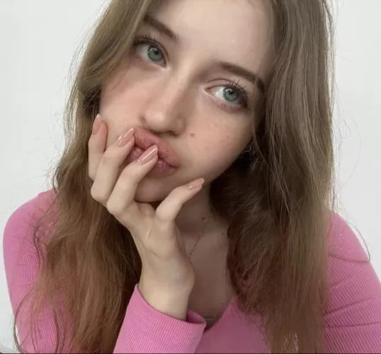 Any straight guys get turned on by me? X