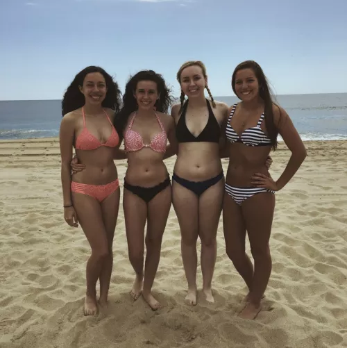 Beach babes 