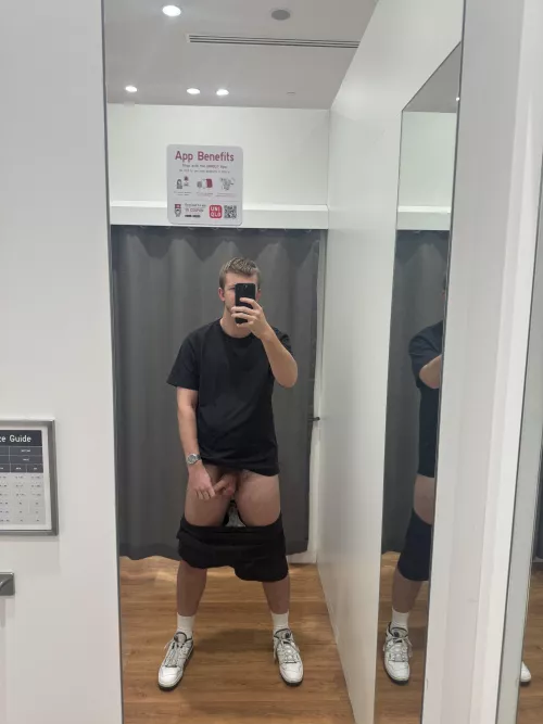 Being naughty in the changeroom 😈