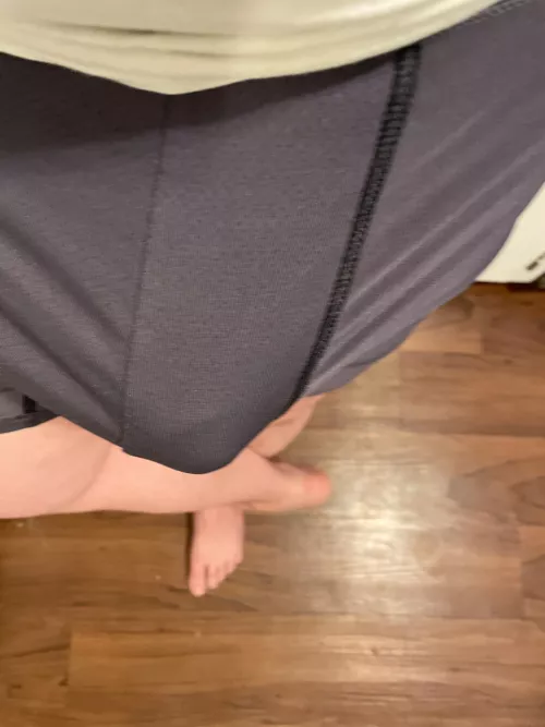 Can you see my cock head?