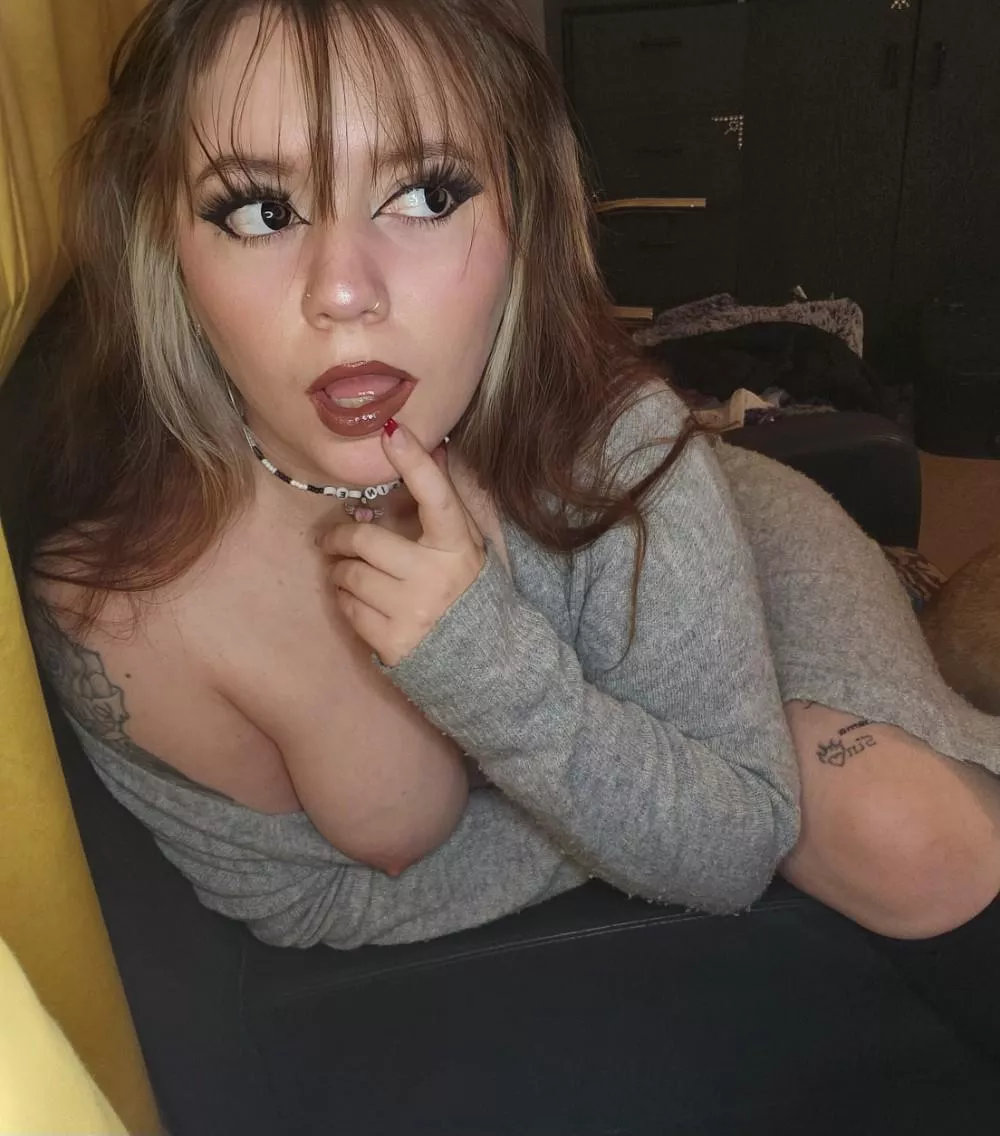 Cum make my perky tits jiggle