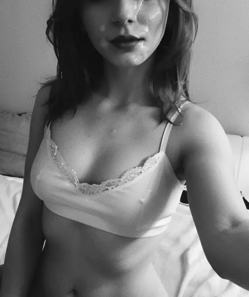 Cum selfie but make it artsy?