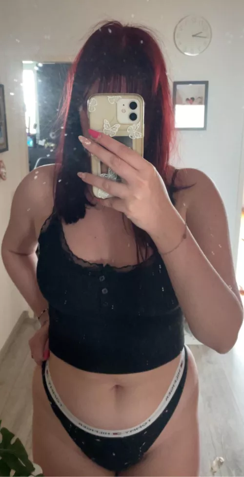 Feeling sexy right after waking up🥵💕