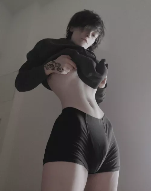 Good afternoon (with emo twink rizz)