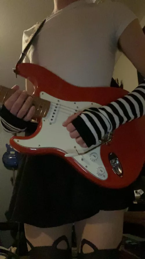 Guitar :3