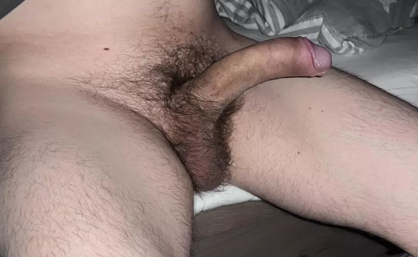 hairy, uncut, curved 