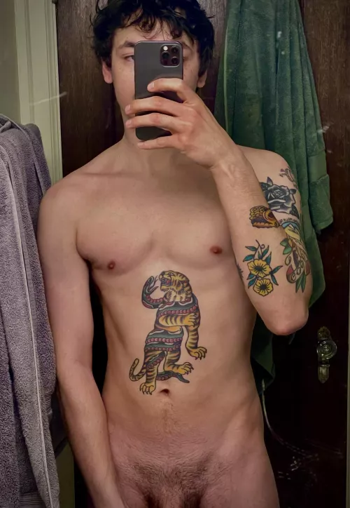 Happy Saturday hope everyone has a great weekend ! Especially if you’re working like I am 😮‍💨