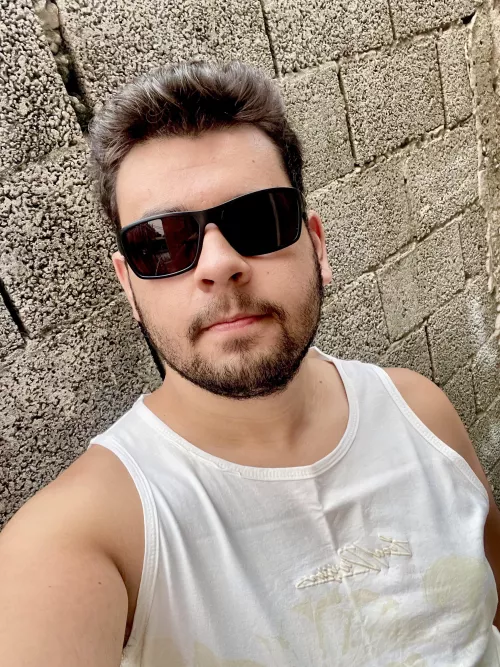 Hey guys, nice to meet you, my name is Bruno and Iโm from Brazil. Just looking for friends and some help for being able to get into the country style hahah. I hope everyone is well