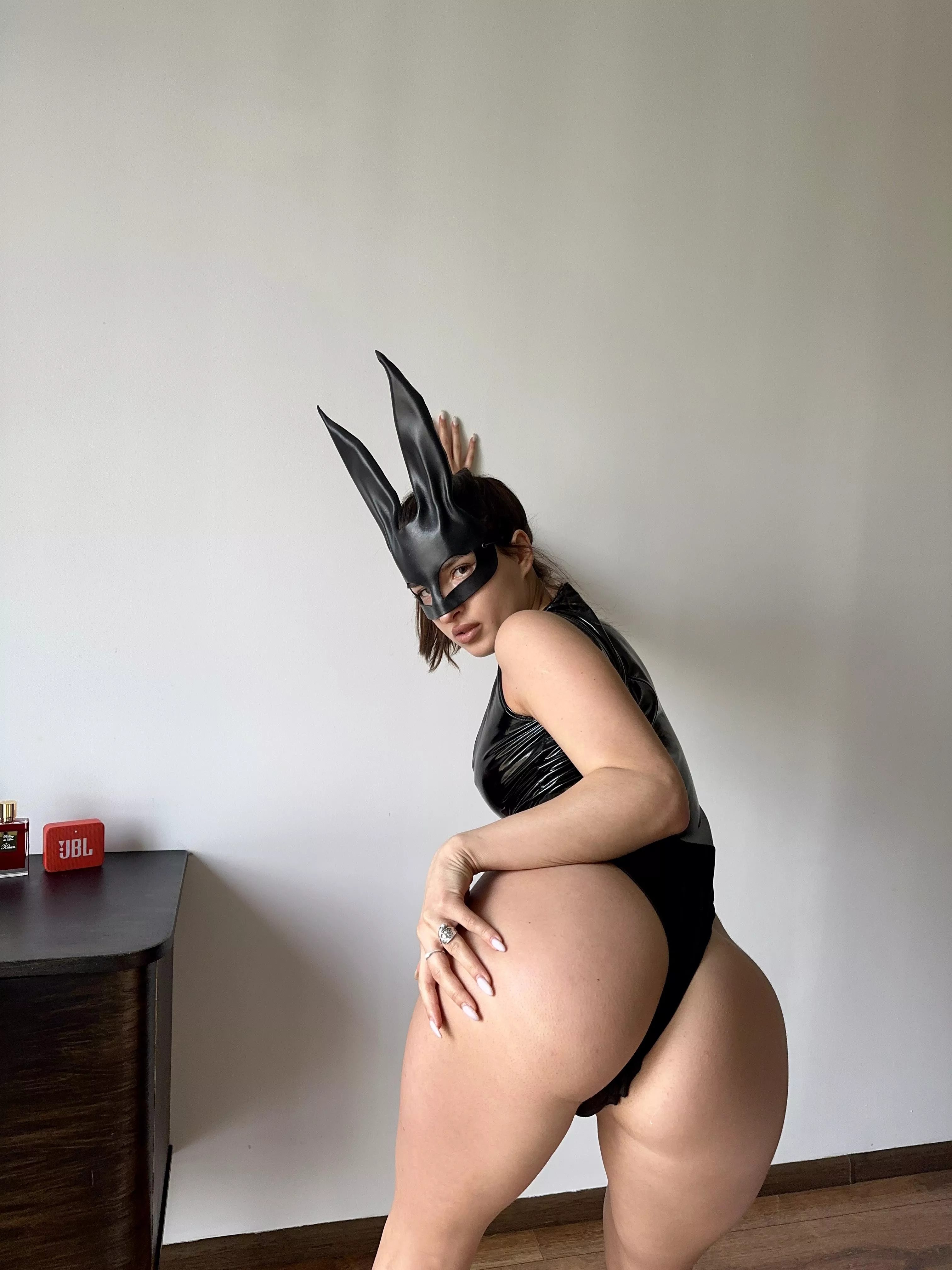 I do custom videos if u are interested ❤️