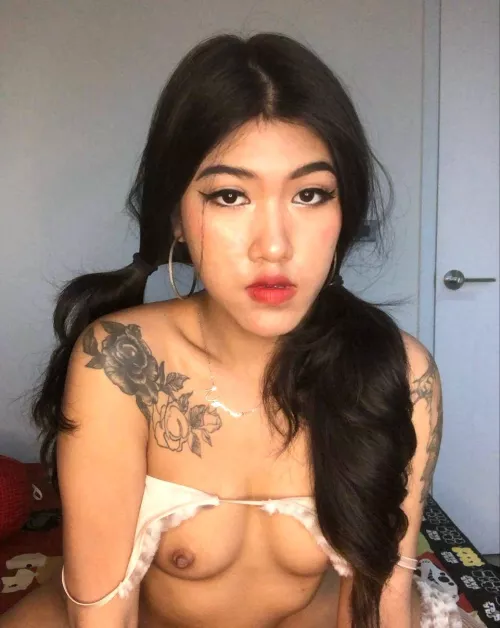 I'm not embarrassed by my small boobs