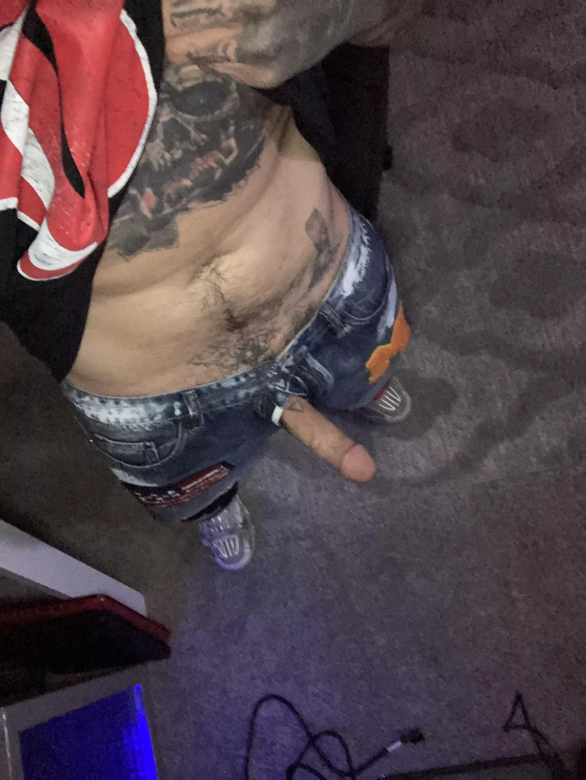 Just wanted to expose myself online 😏