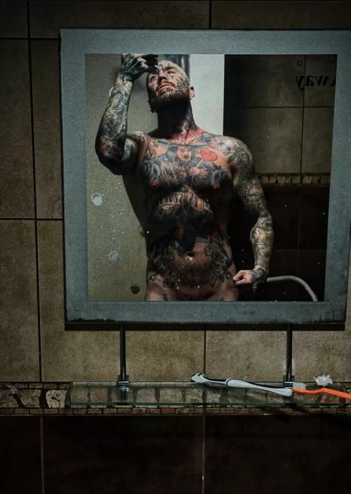 Life’s swinging hard but I’m swinging harder!