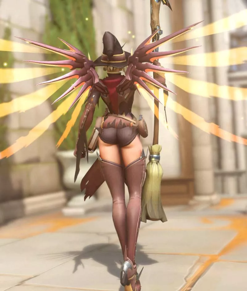 Mercy's dress does not glitch out anymore during her 'Caduceus' emote. It was possible to get a full ass shot at the end of emote.