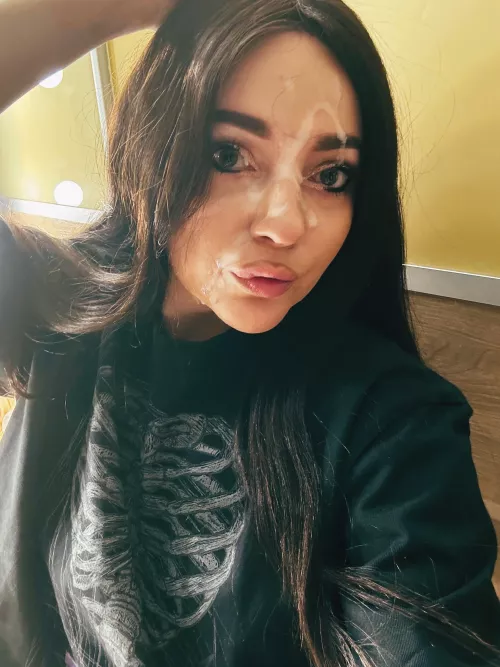 My face is your canvas