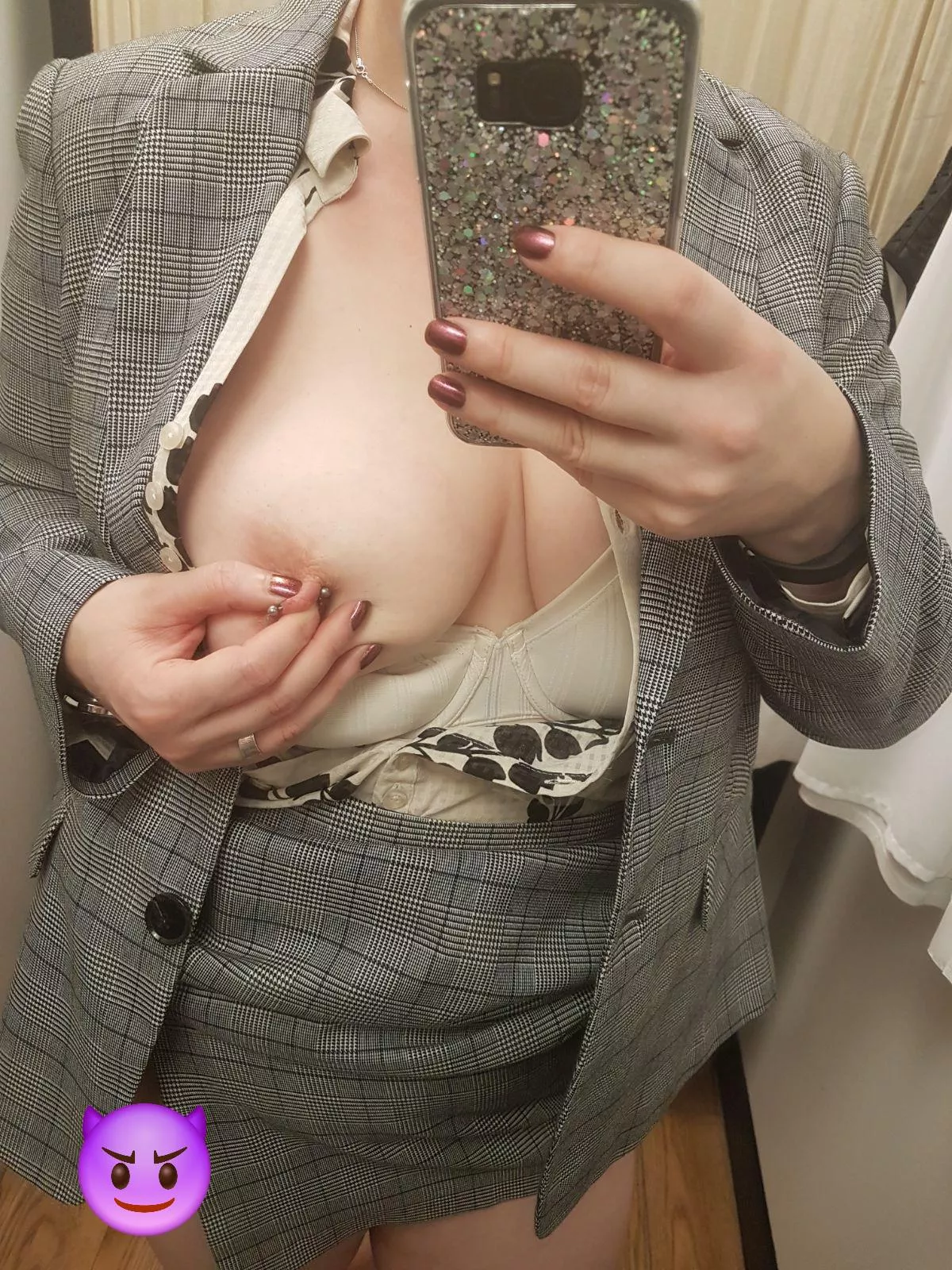 My FWB says no one will shoot their load over me, I'm hoping reddit proves him wrong! 😈 