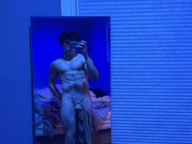 Oh no!! My towel is falling!! (m) 