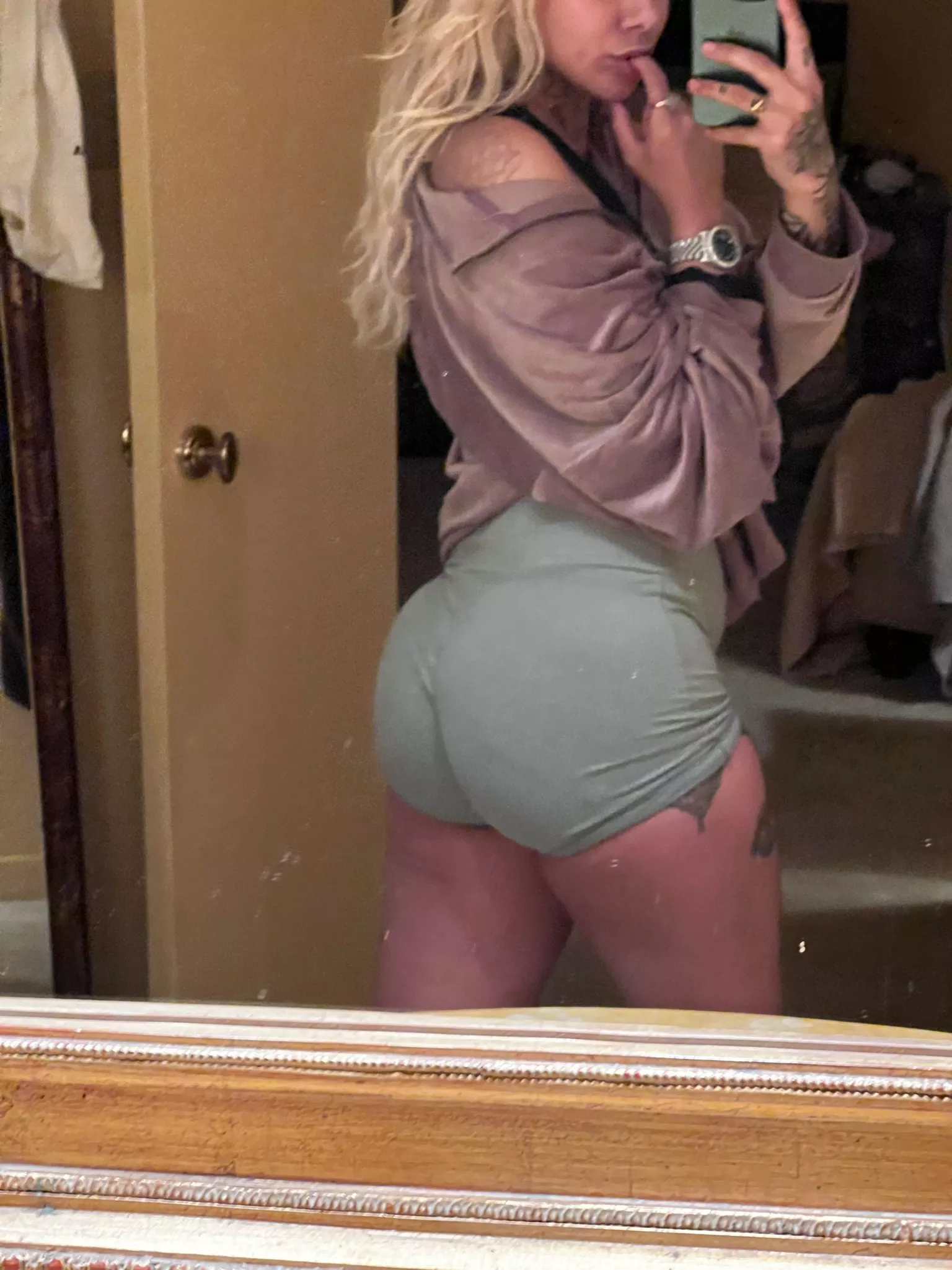 (R)eact if u want a free nude